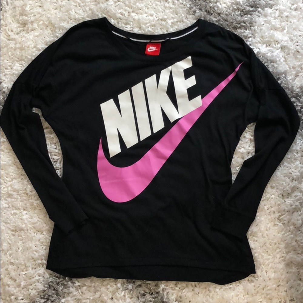 Women’s Black Nike Long Sleeve Top Small